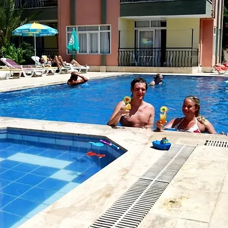Ikbal Otel *